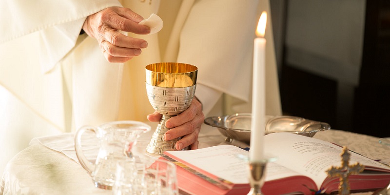 Si la Transubstanciación es cierta, ¿porqué los celiacos tienen problemas al comulgar?
