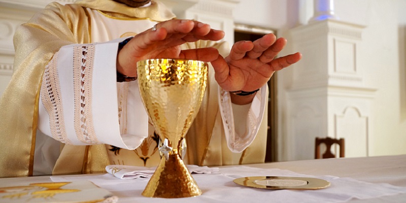 La Transustanciación, ¿Milagro o Fraude?