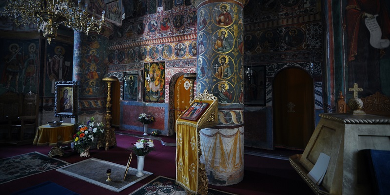 ¿Es idolátrico dirigirse a los santos y tener sus imágenes?