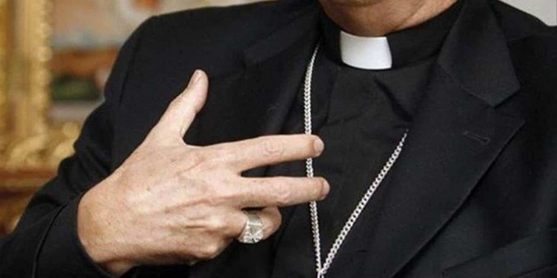 Ex-sacerdote Luis Pedrosa, analizando las razones de su abandono de la Iglesia Católica